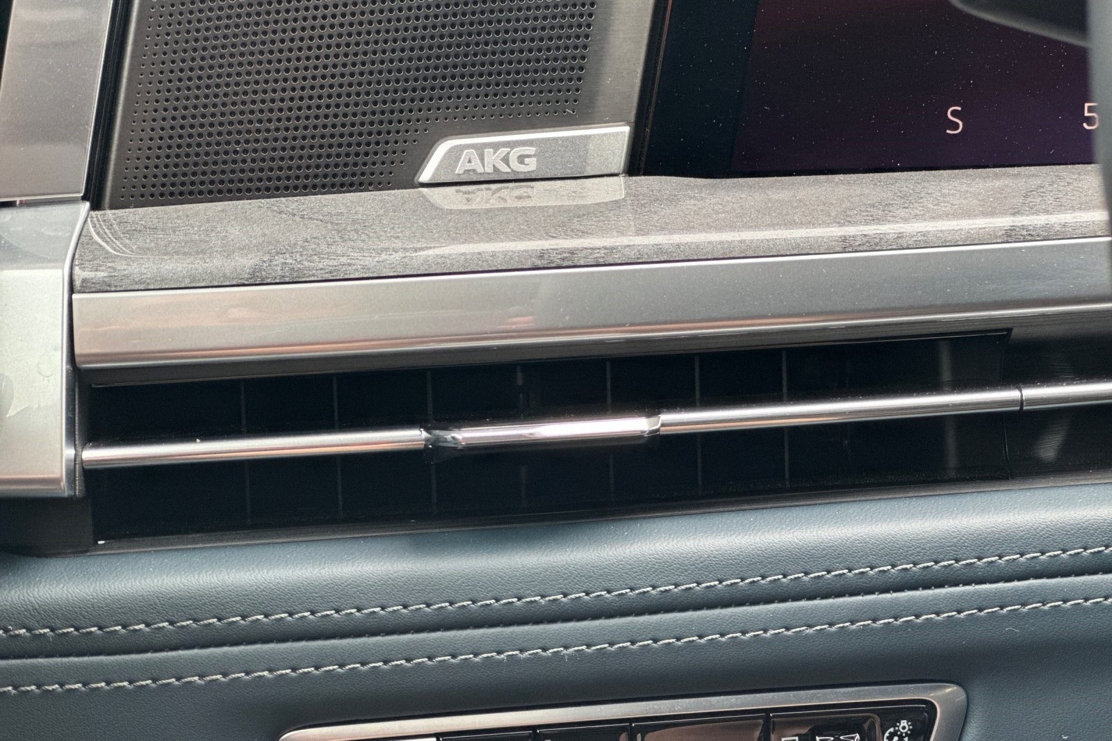 2025 Cadillac ESCALADE IQ Sport 2 AWD