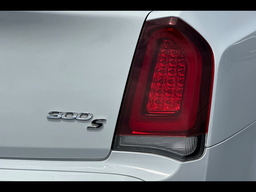2019 Chrysler 300 300S
