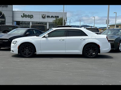 2019 Chrysler 300 300S