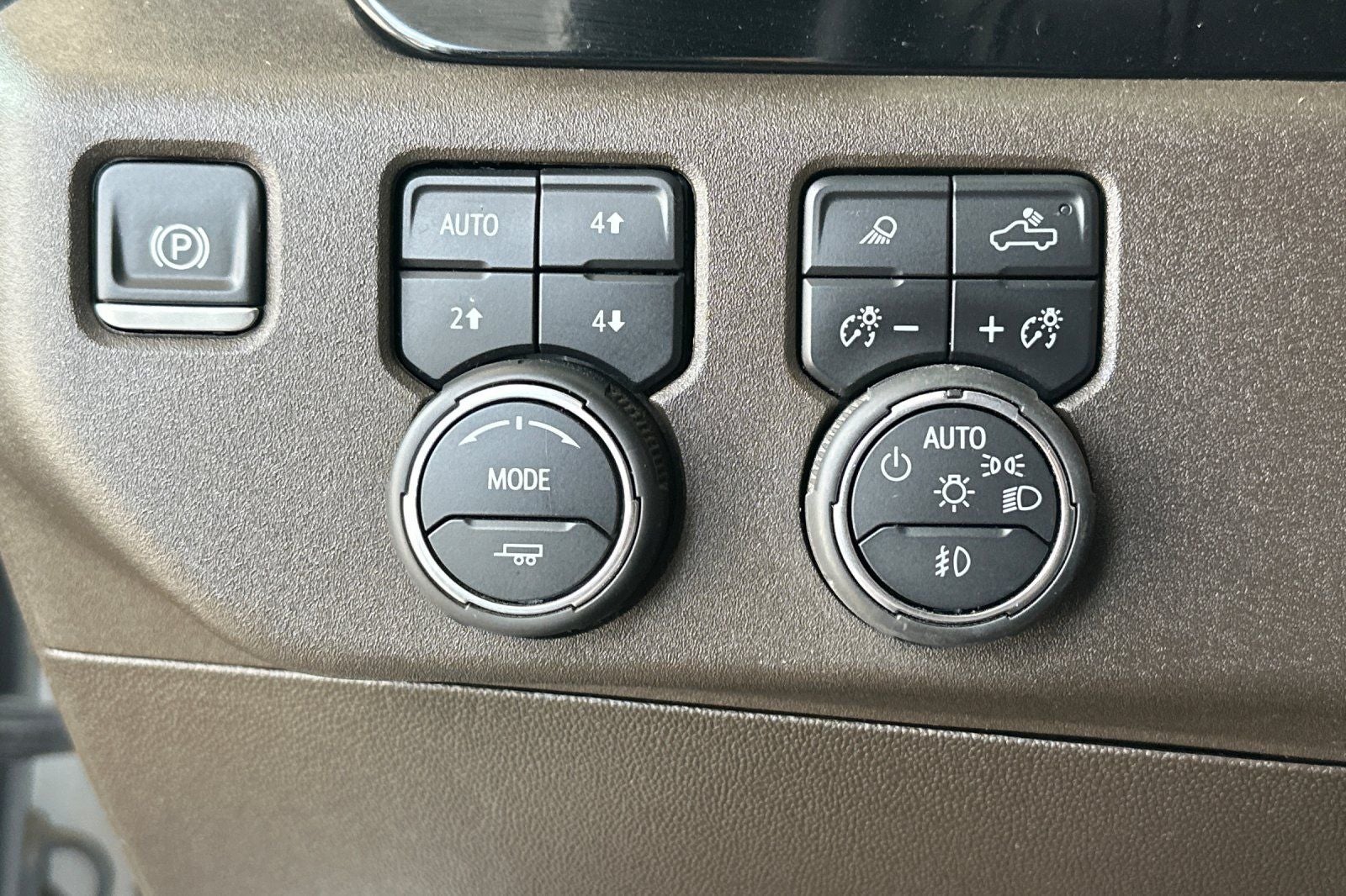 2024 Chevrolet Silverado 2500HD 4WD Crew Cab Standard Bed LTZ