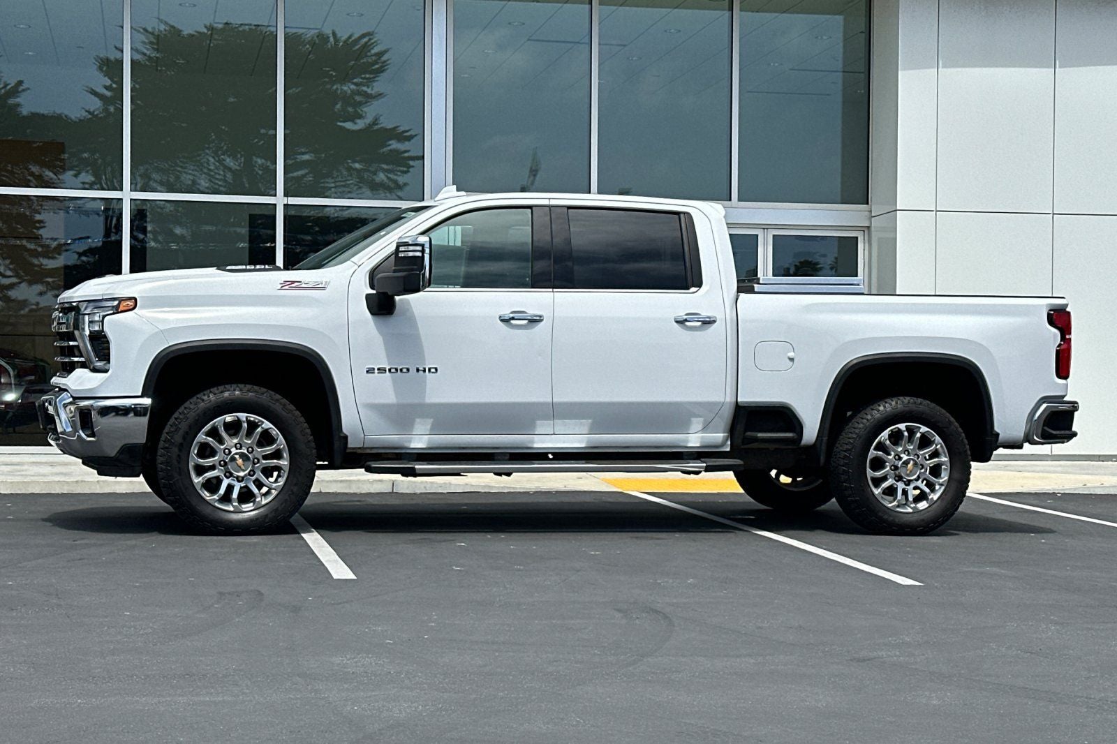 2024 Chevrolet Silverado 2500HD 4WD Crew Cab Standard Bed LTZ