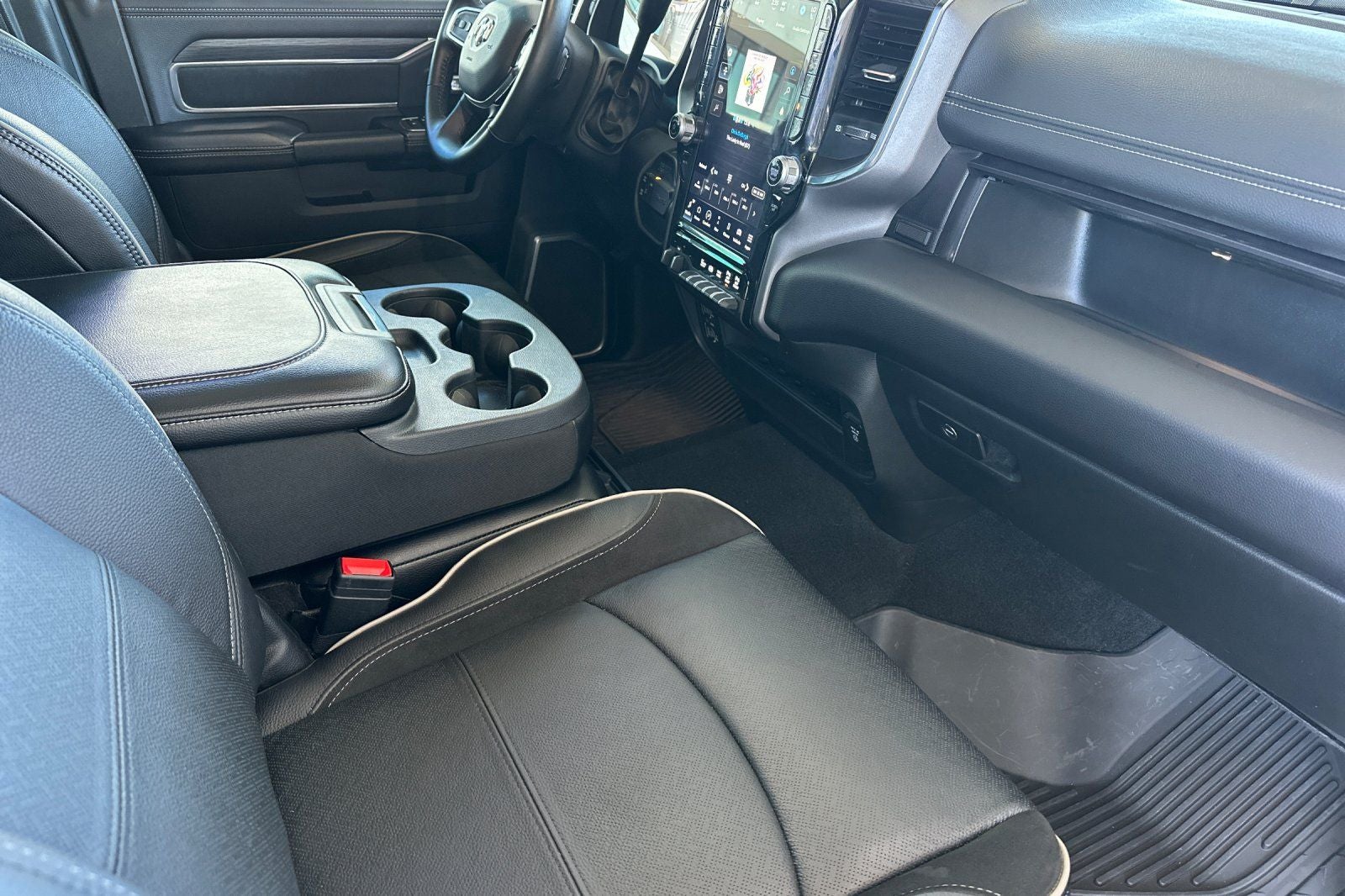 2024 RAM 3500 Laramie Crew Cab 4x4 8' Box