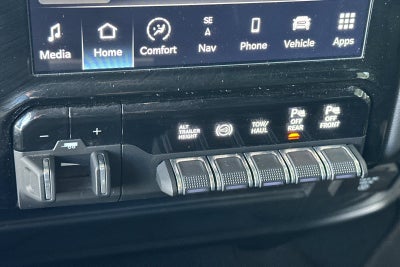2024 RAM 3500 Laramie Crew Cab 4x4 8' Box