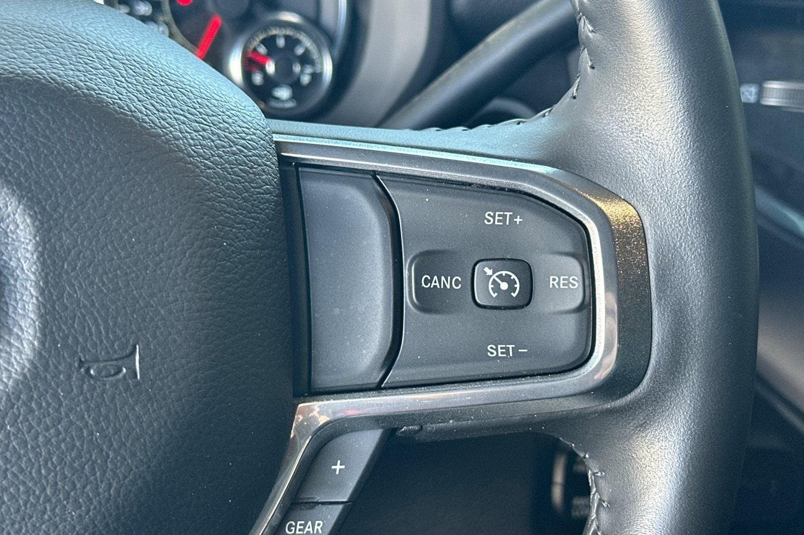 2024 RAM 3500 Laramie Crew Cab 4x4 8' Box