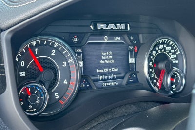 2024 RAM 3500 Laramie Crew Cab 4x4 8' Box