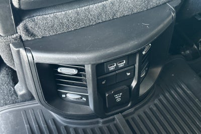 2024 RAM 3500 Laramie Crew Cab 4x4 8' Box