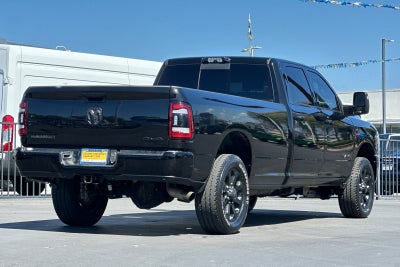 2024 RAM 3500 Laramie Crew Cab 4x4 8' Box