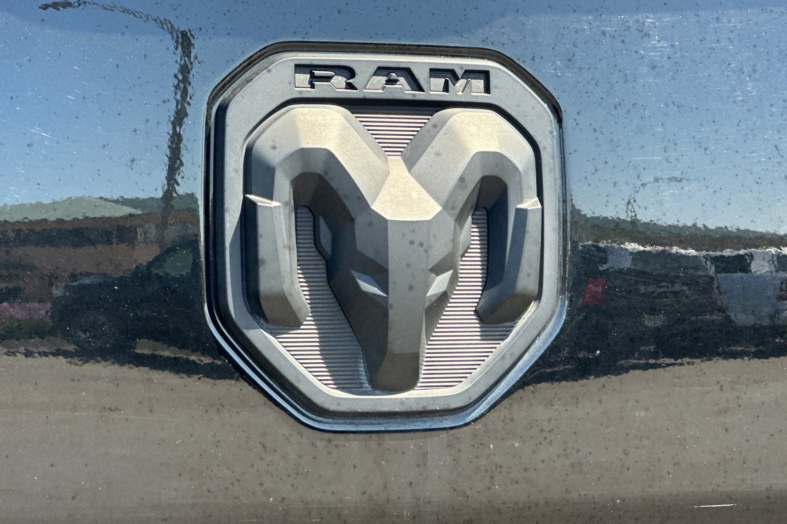 2024 RAM 3500 Laramie Crew Cab 4x4 8' Box