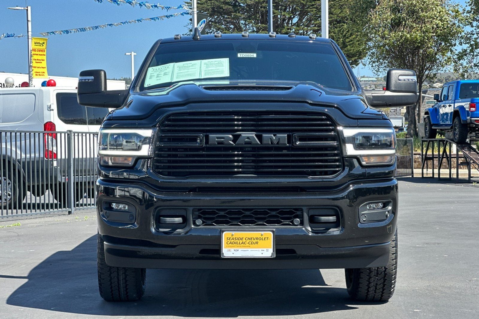 2024 RAM 3500 Laramie Crew Cab 4x4 8' Box