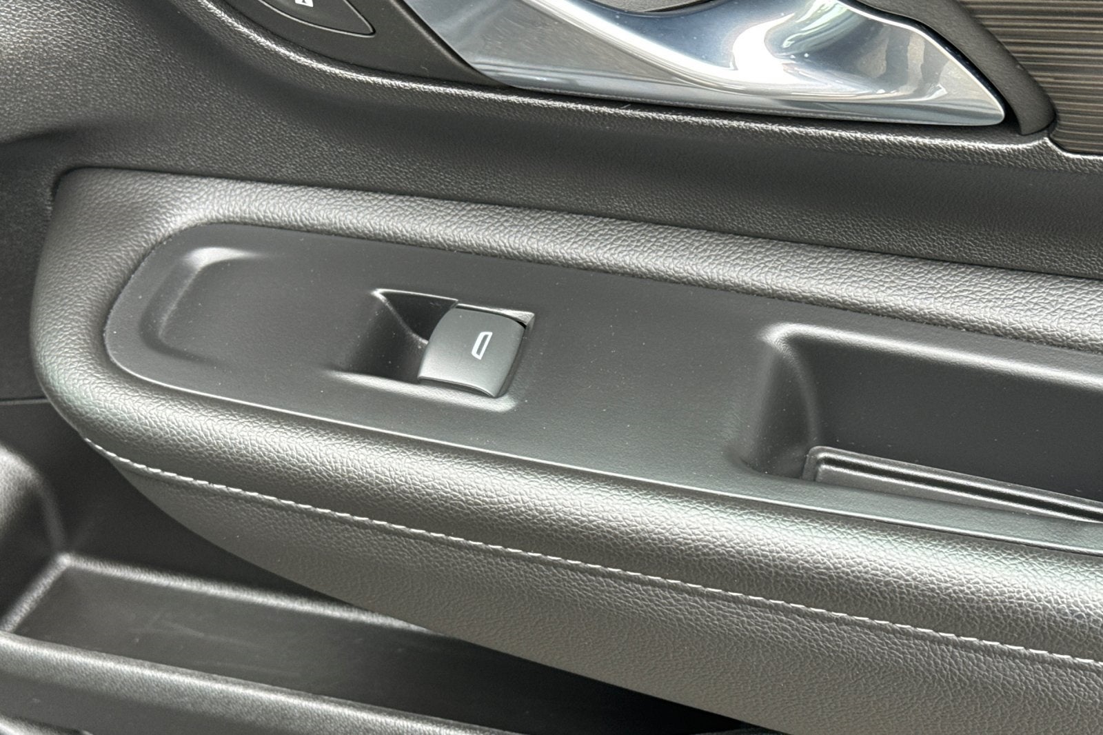 2023 GMC Terrain FWD SLT