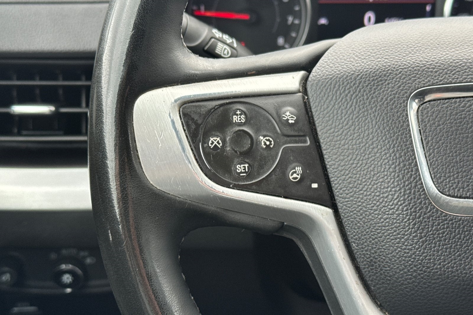 2023 GMC Terrain FWD SLT