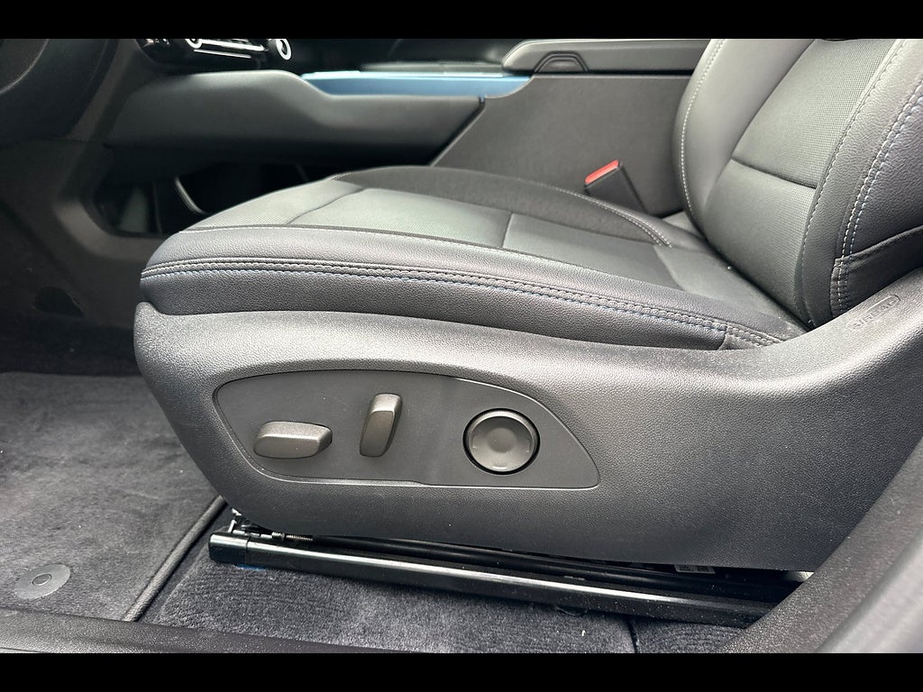 2024 Chevrolet Equinox EV LT