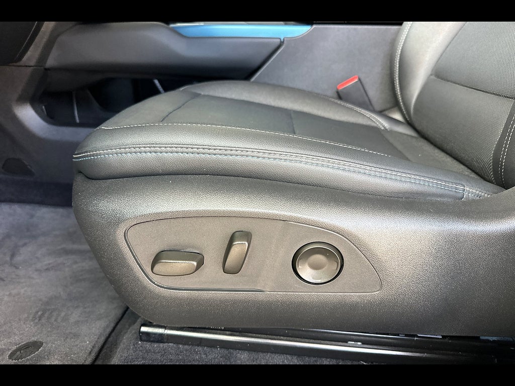 2024 Chevrolet Equinox EV LT