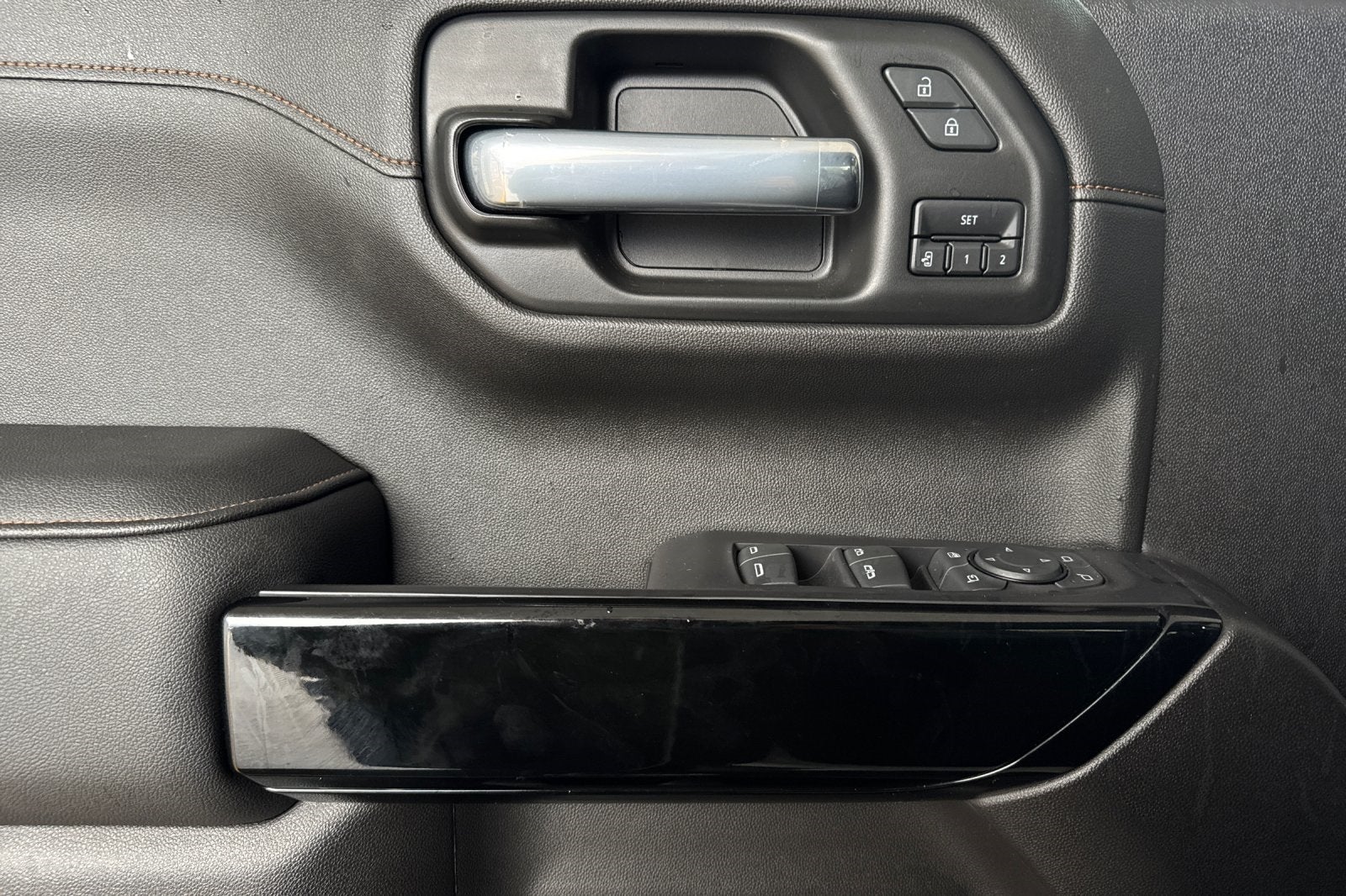 2021 GMC Sierra 1500 4WD Crew Cab Short Box AT4