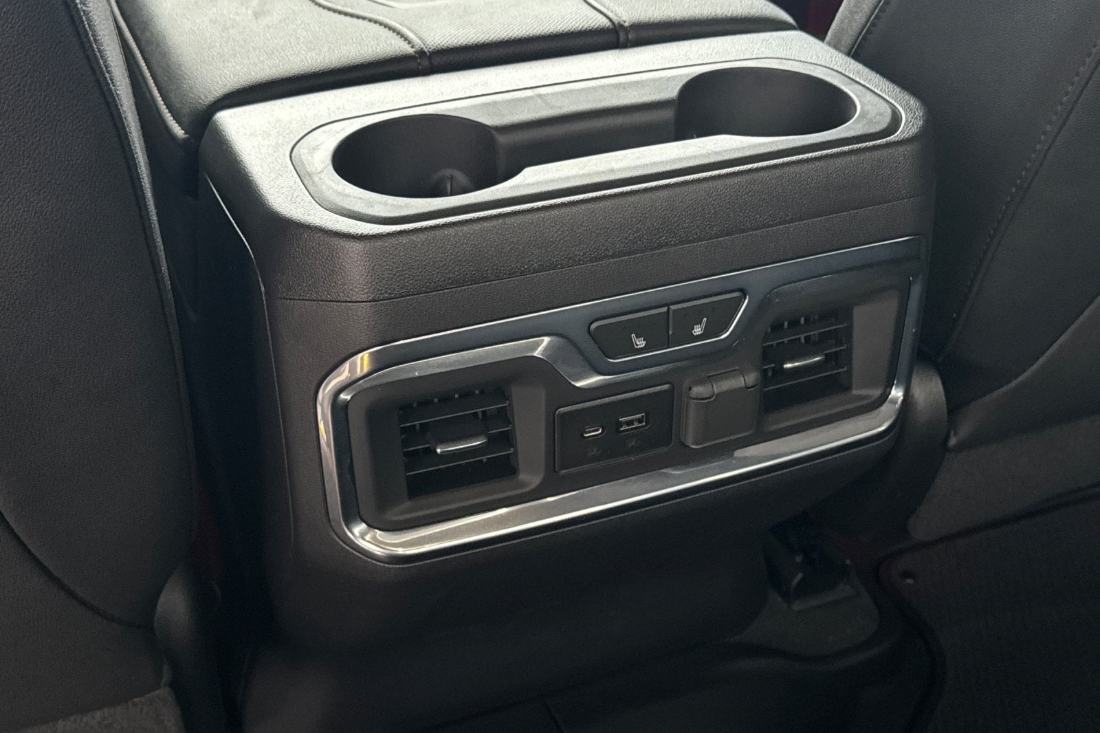 2021 GMC Sierra 1500 4WD Crew Cab Short Box AT4