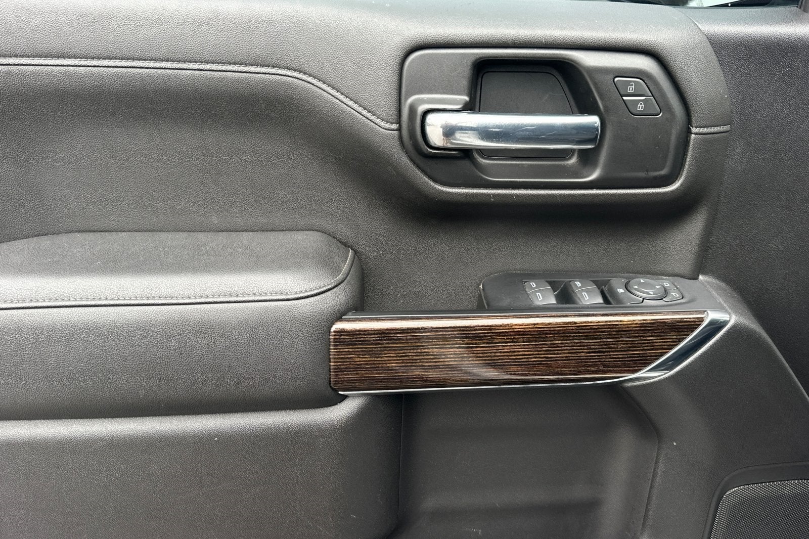 2022 GMC Sierra 1500 Limited 4WD Crew Cab Short Box Elevation