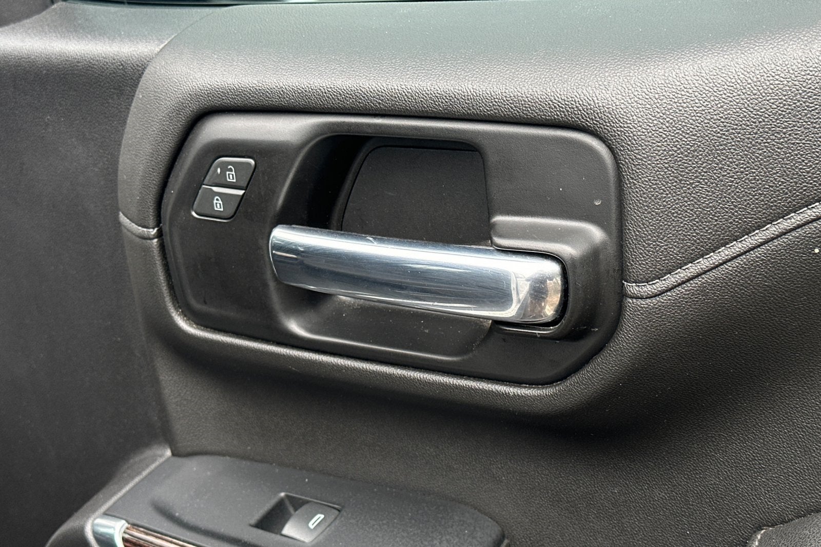 2022 GMC Sierra 1500 Limited 4WD Crew Cab Short Box Elevation