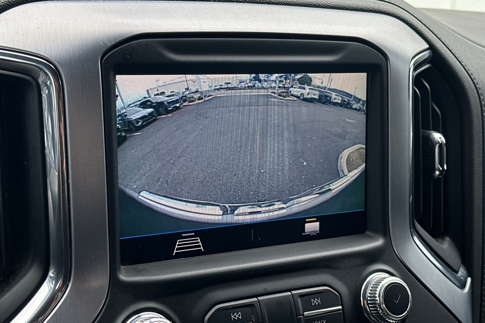 2022 GMC Sierra 1500 Limited 4WD Crew Cab Short Box Elevation