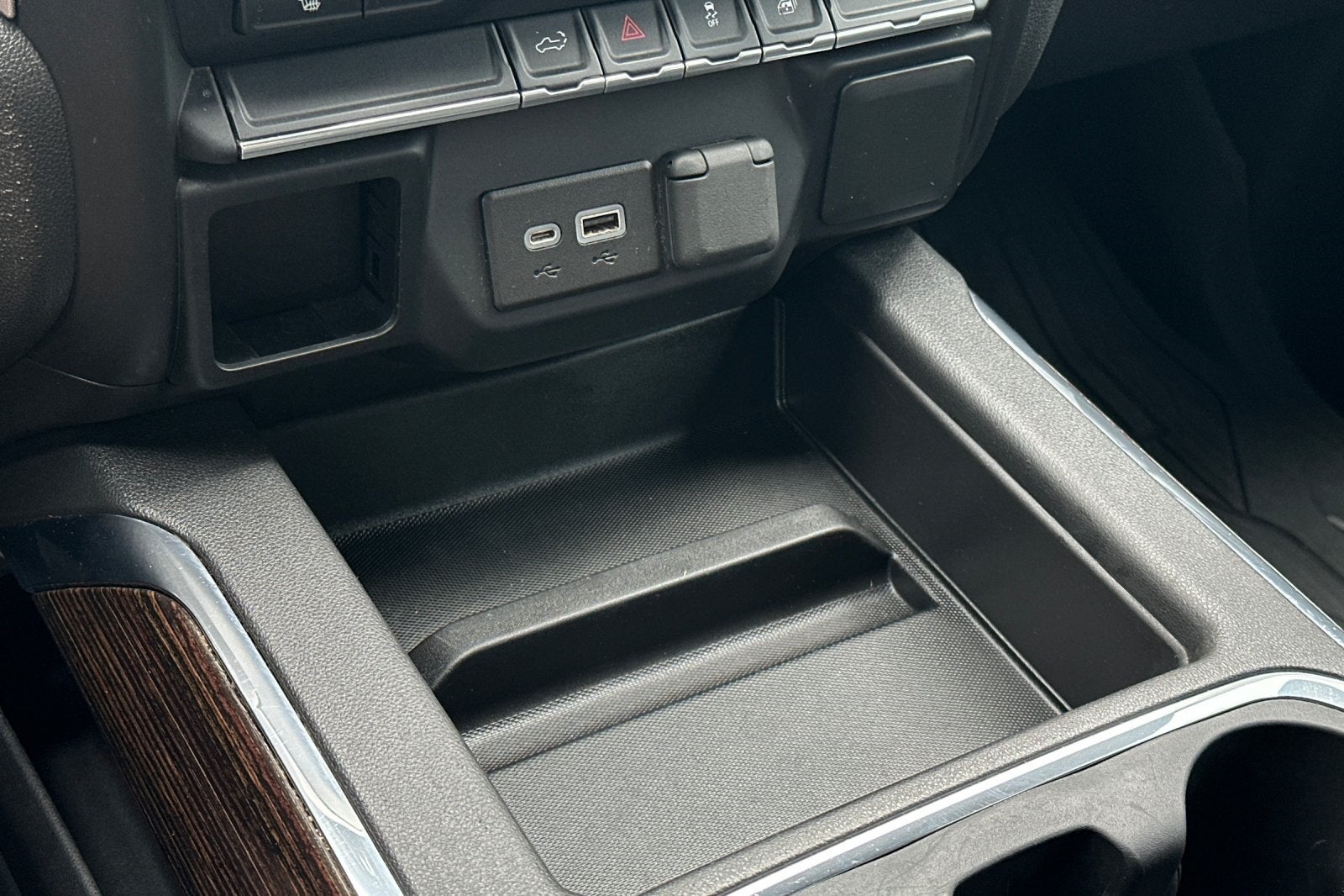 2022 GMC Sierra 1500 Limited 4WD Crew Cab Short Box Elevation