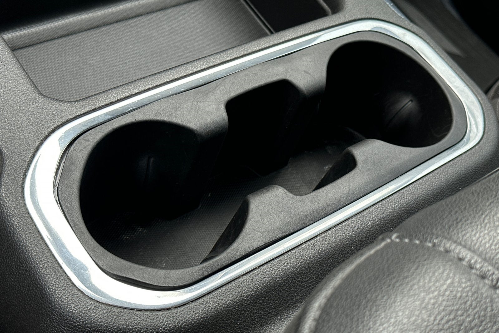 2022 GMC Sierra 1500 Limited 4WD Crew Cab Short Box Elevation