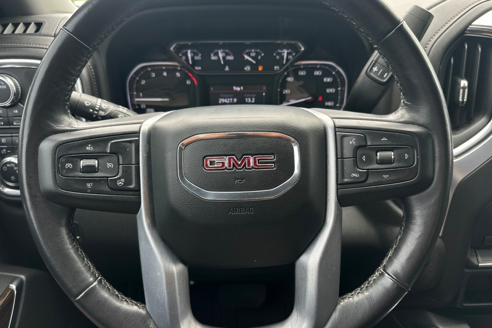 2022 GMC Sierra 1500 Limited 4WD Crew Cab Short Box Elevation