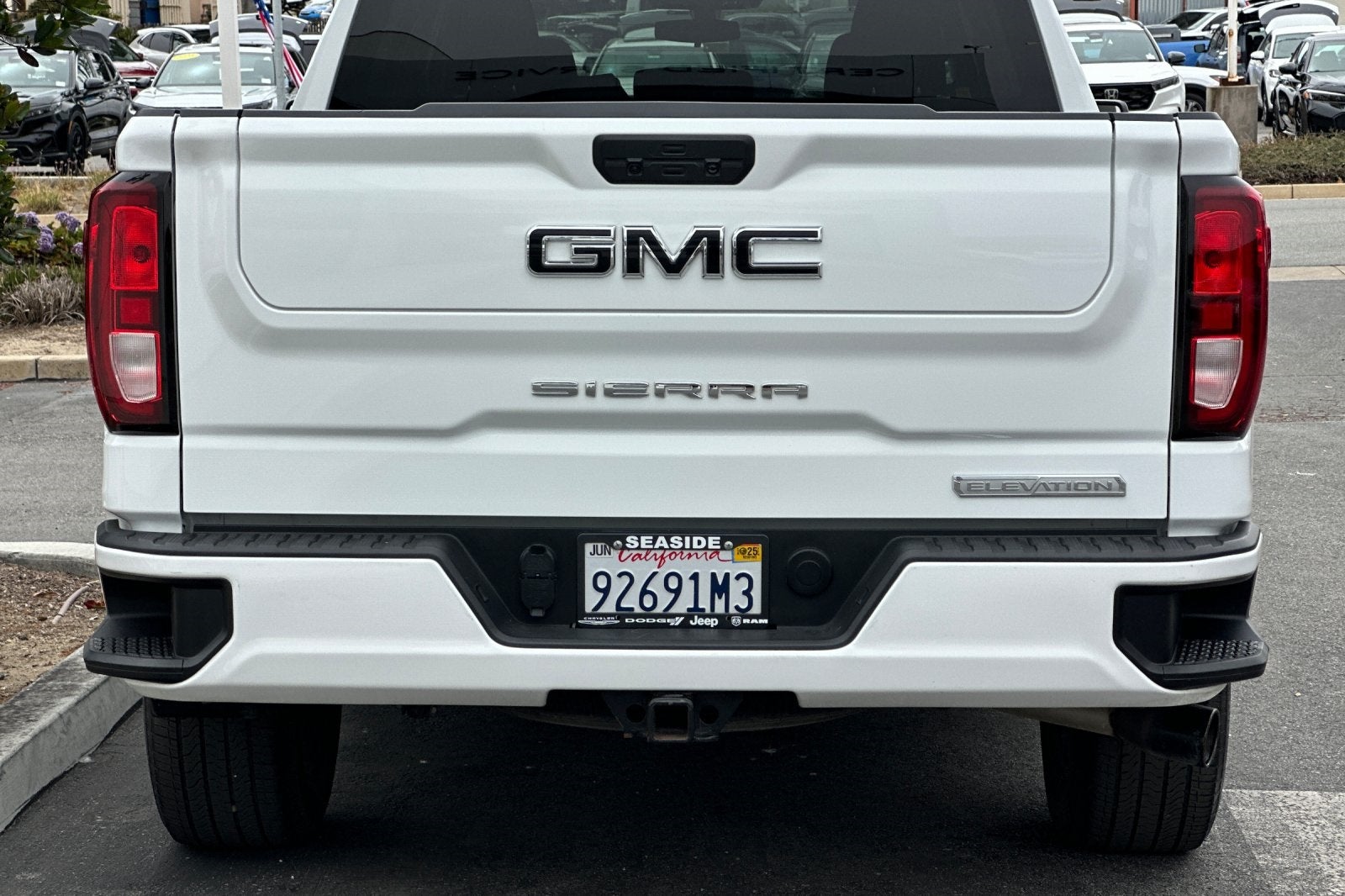 2022 GMC Sierra 1500 Limited 4WD Crew Cab Short Box Elevation
