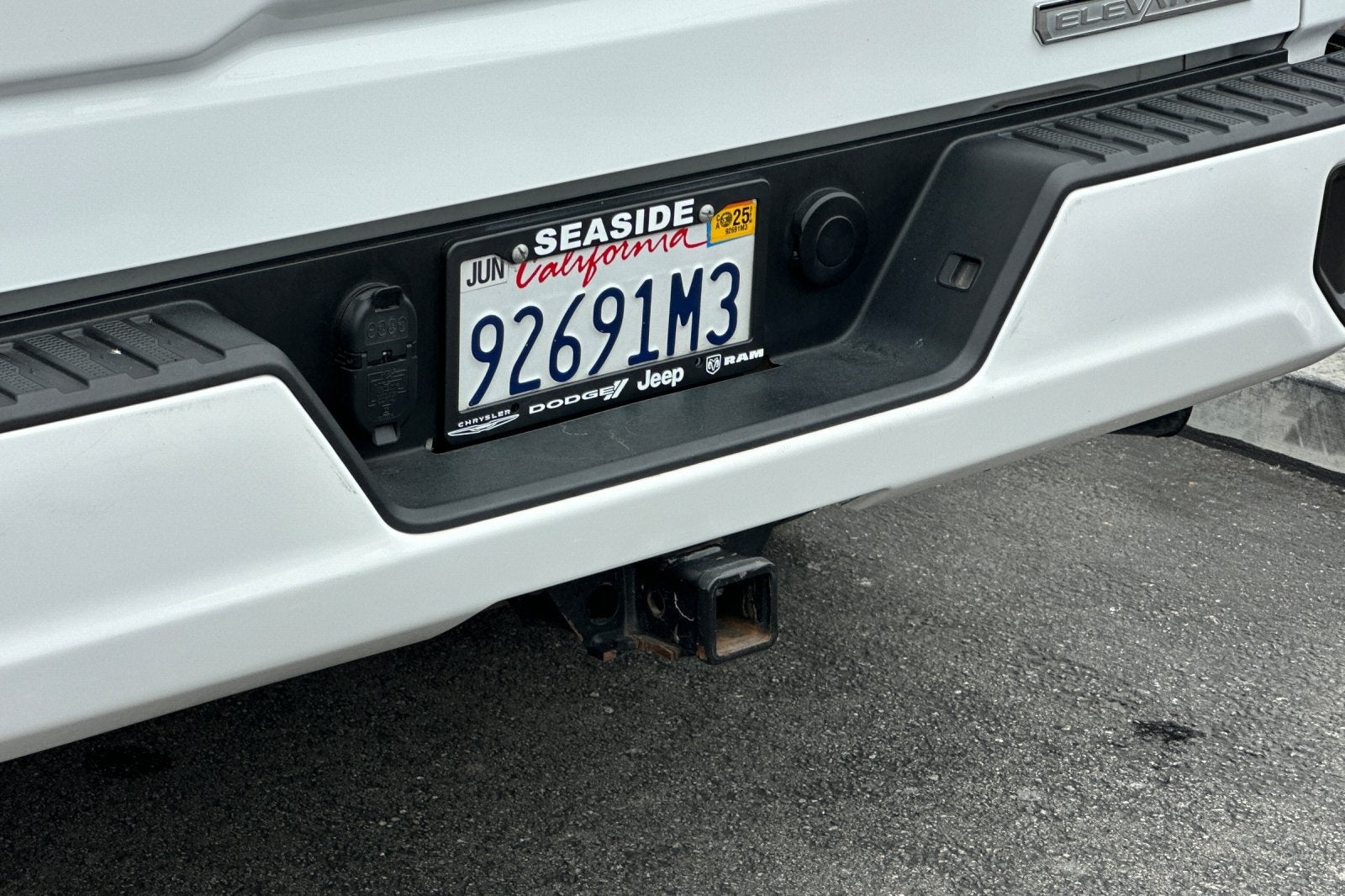 2022 GMC Sierra 1500 Limited 4WD Crew Cab Short Box Elevation