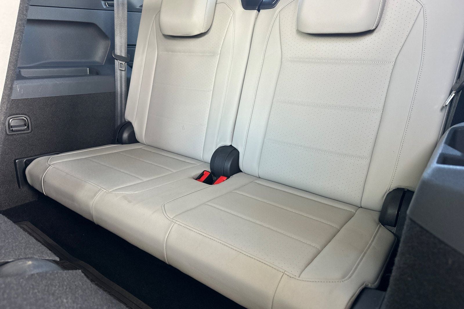 2021 Volkswagen Tiguan 2.0T SE R-Line Black