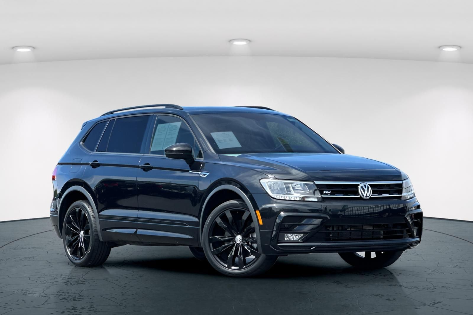 2021 Volkswagen Tiguan 2.0T SE R-Line Black