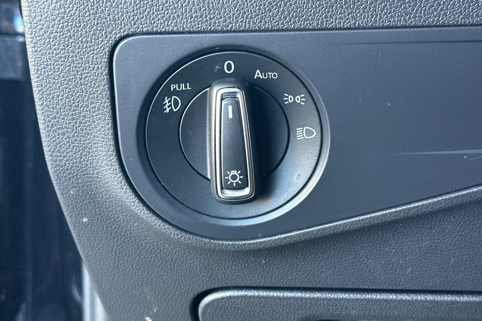 2021 Volkswagen Tiguan 2.0T SE R-Line Black