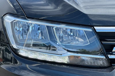 2021 Volkswagen Tiguan 2.0T SE R-Line Black