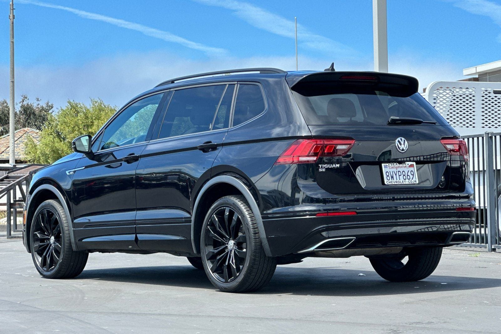 2021 Volkswagen Tiguan 2.0T SE R-Line Black