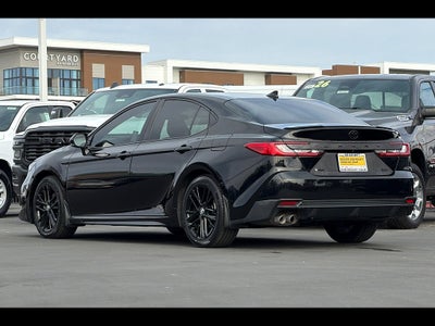 2025 Toyota Camry SE