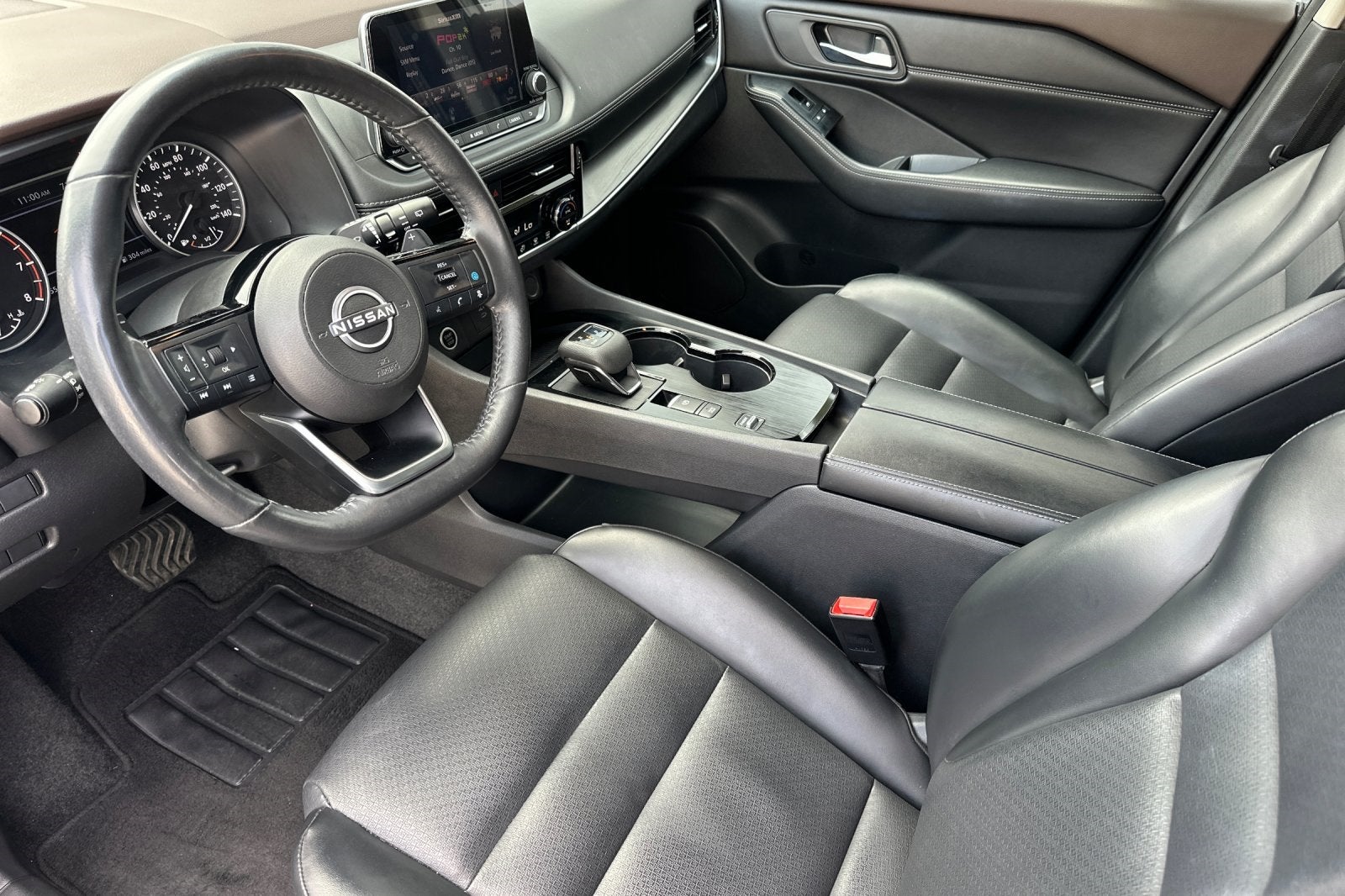 2022 Nissan Rogue SV FWD