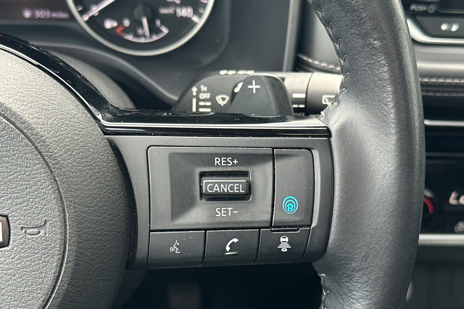 2022 Nissan Rogue SV FWD