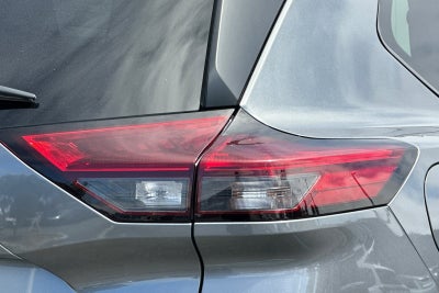 2022 Nissan Rogue SV FWD