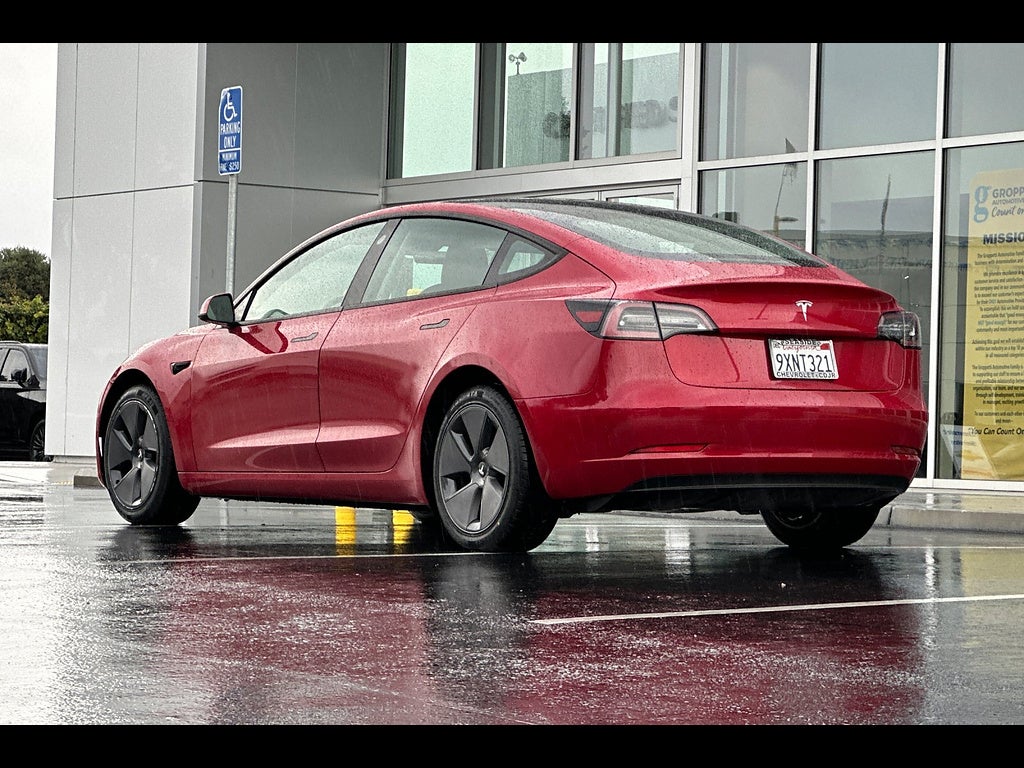 2023 Tesla Model 3 Base