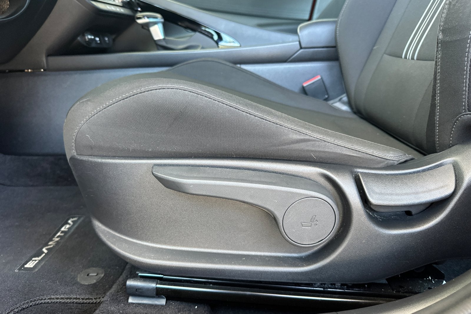 2024 Hyundai Elantra Hybrid Blue