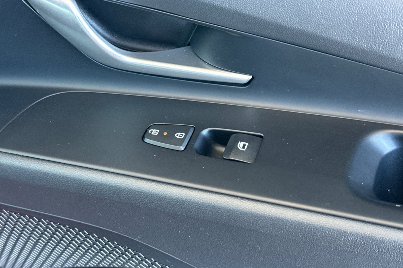 2024 Hyundai Elantra Hybrid Blue
