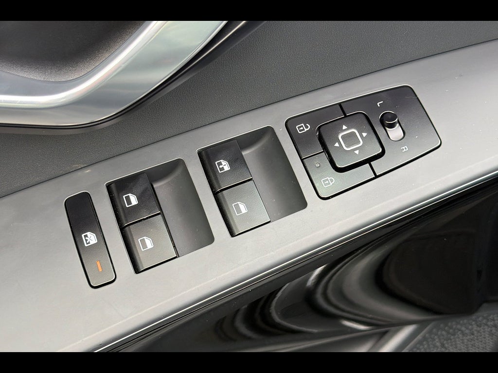 2023 Kia Niro EV Wind