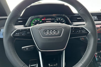 2024 Audi SQ8 e-tron Prestige quattro