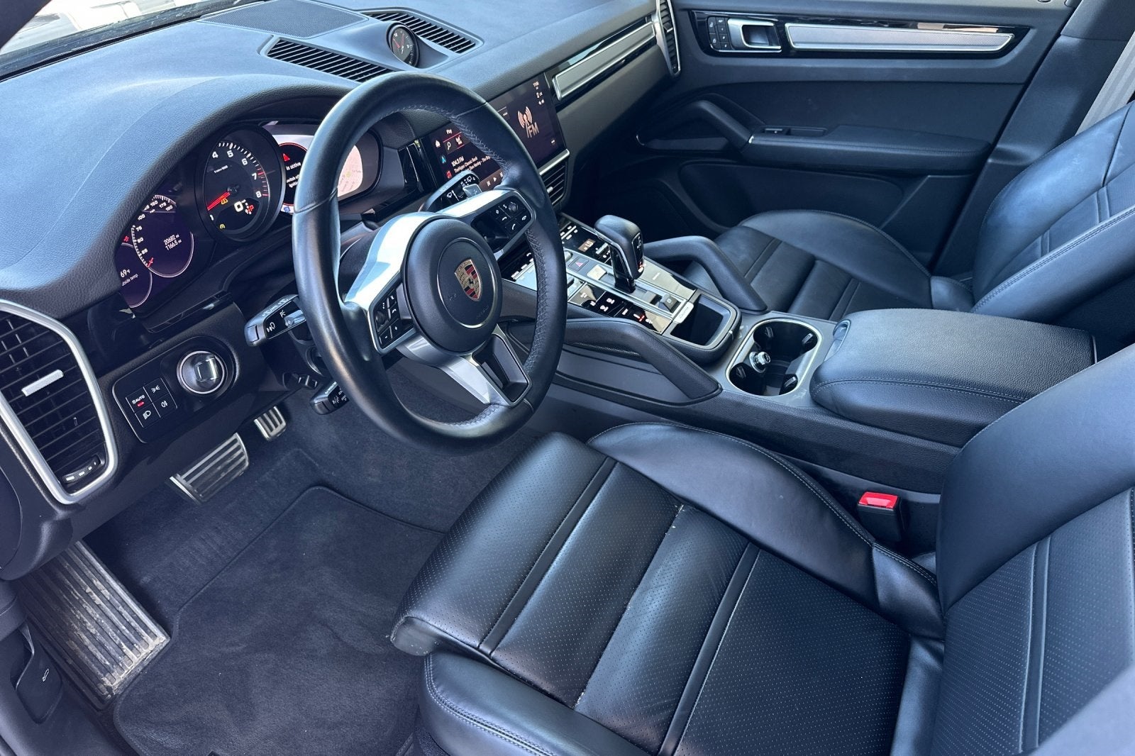 2023 Porsche Cayenne S Platinum Edition