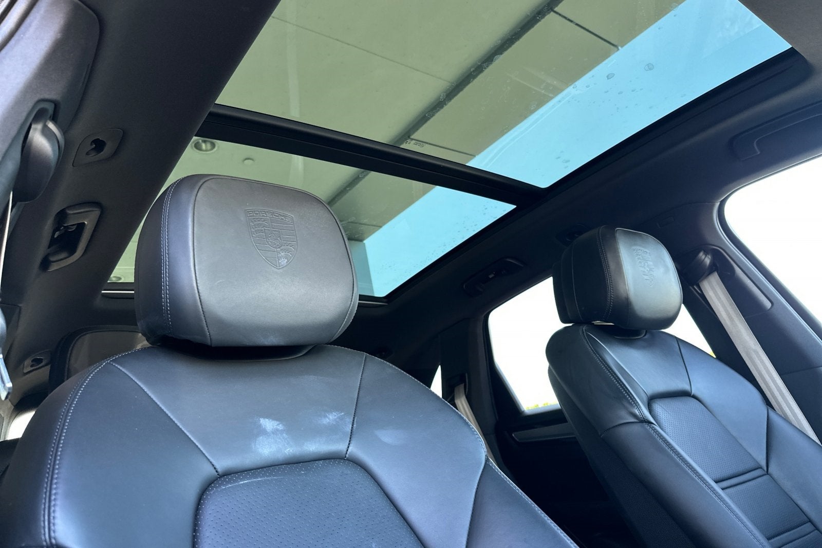 2023 Porsche Cayenne S Platinum Edition