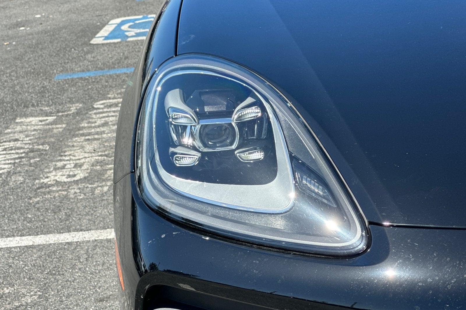 2023 Porsche Cayenne S Platinum Edition