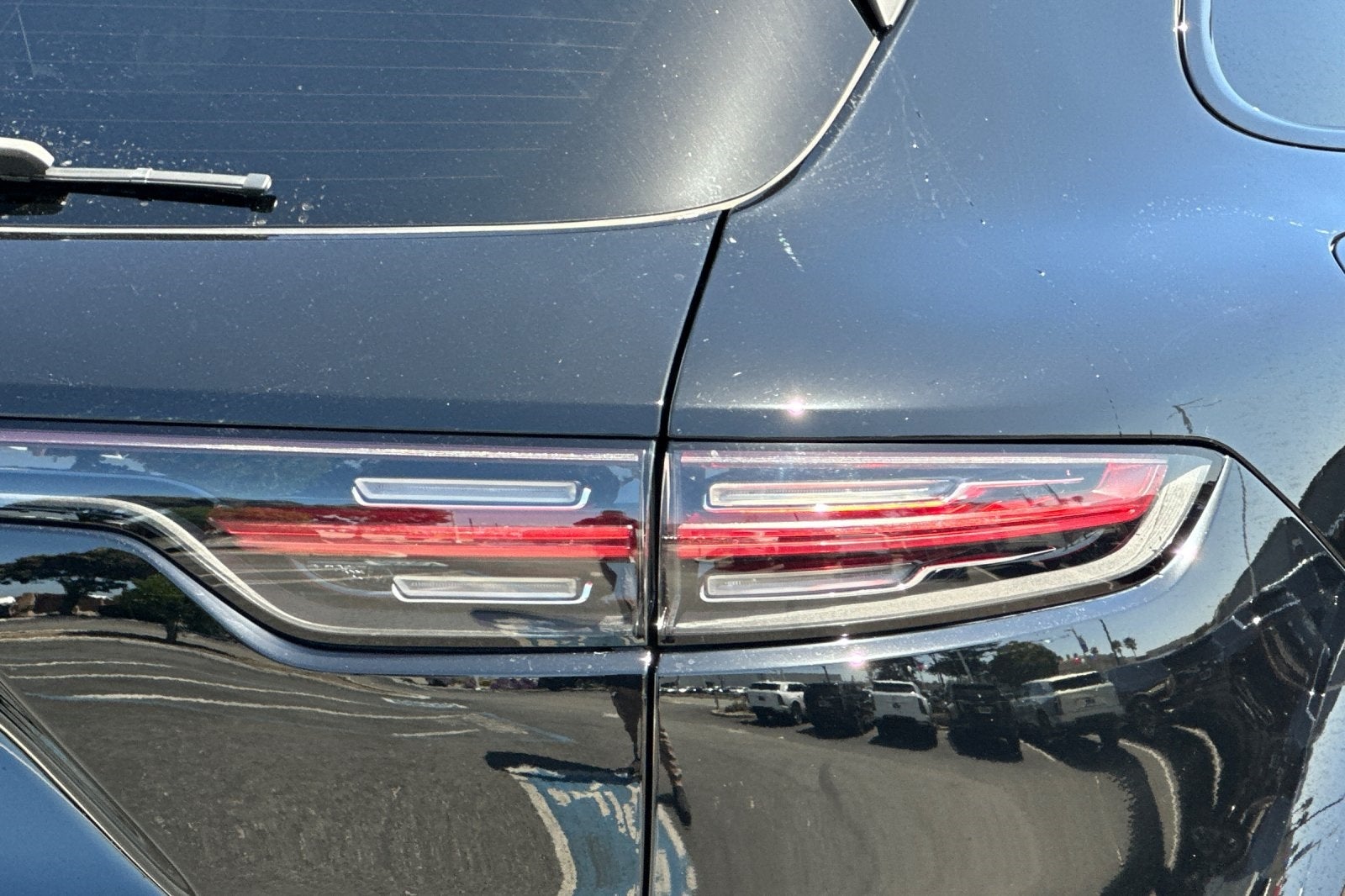 2023 Porsche Cayenne S Platinum Edition