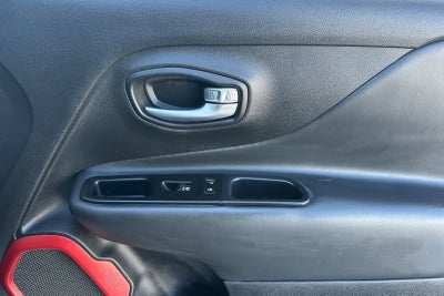 2019 Jeep Renegade Trailhawk 4x4